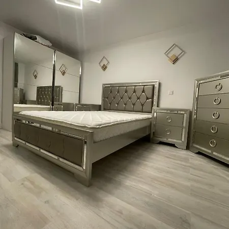 Victoriei Luxury Apartament Boekarest